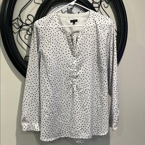 Talbots Polka Dot long sleeve blouse XL, black polkadots on off white/light gray